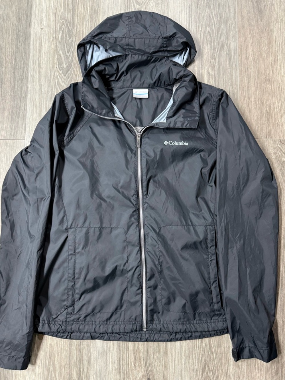 Columbia Women’s XL Black Nylon Rain Jacket Hood Windbreaker